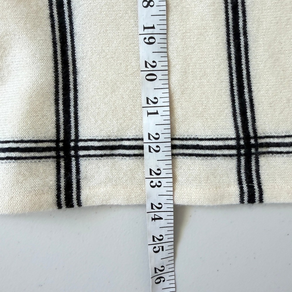 Charter Club Luxury 100% Cashmere Sweater M Cream Black Minimalist Basic - Picture 6 of 7